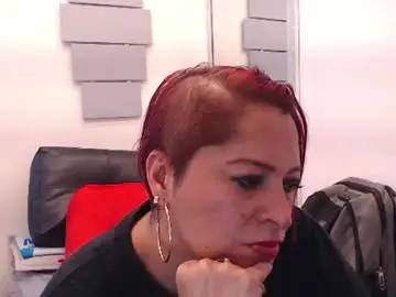 Chaturbate Watch Live Sex Cams of evatwiss