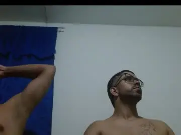 Chaturbate Sex Chat of thehousedog