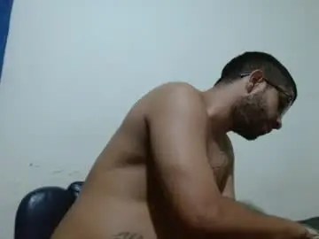 Chaturbate Adult Webcam of thehousedog