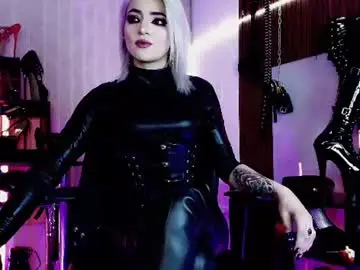 Chaturbate Live Sex Cam of missdarklady