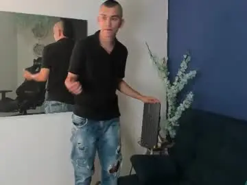 Chaturbate Live Sex Cam of rowancley