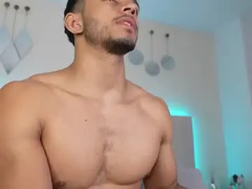 Chaturbate Live Sex Cam of danteestone