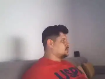 Chaturbate Live Sex Cam of famousboy1