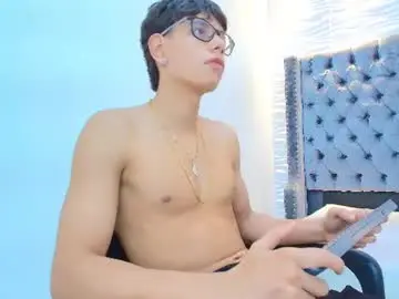 Chaturbate Nude Webcam of lenny_knox2