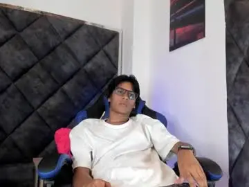 Chaturbate Free Live Porn of liamkron