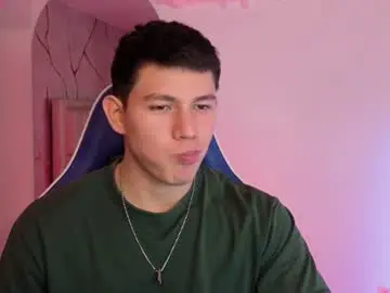 Chaturbate Live Sex Cam of james_cr