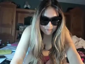 Chaturbate Adult Video Chat of mariahpinkkitty