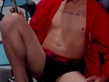 Chaturbate Live Sex Cam of brunocuttie94