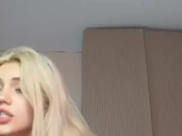 Chaturbate Watch Live Sex Cams of milabunny_