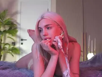 Chaturbate Live Sex Cam of milabunny_