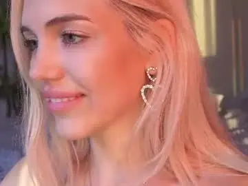 Chaturbate Live Sex of milabunny_