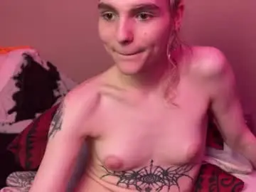 Chaturbate Live Sex Cam of mamashroomz