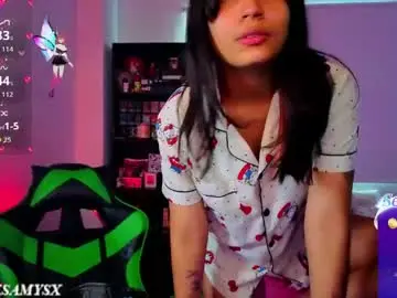 Chaturbate Nude Webcam of helia_n_amy