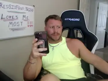 Chaturbate Live Sex Cam of player2pawns