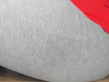 Chaturbate Live Sex Cam of wet_pants2022