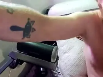 Chaturbate Live Sex Cam of drippiehippie420
