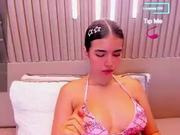 Chaturbate Nude Webcam of emma_doll7
