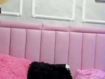 Chaturbate Free Porn Cam of velvet_giirll
