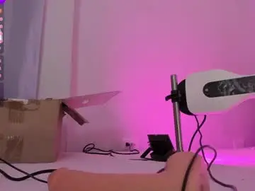 Chaturbate Live Sex of evelynhoward23