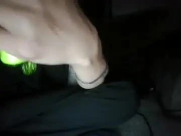 Chaturbate Live Sex Cam of joshuamadeit123