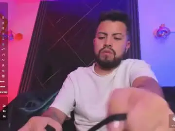 Chaturbate Best live sex cam show of lucca_mallard