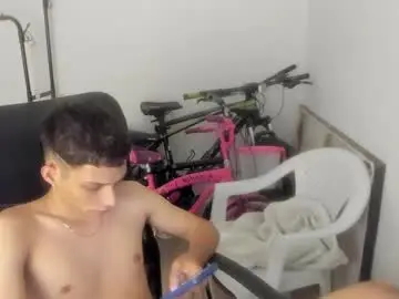 Chaturbate Live Sex of white_master444