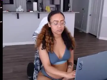 Chaturbate Sex Cam of cumplzqueen
