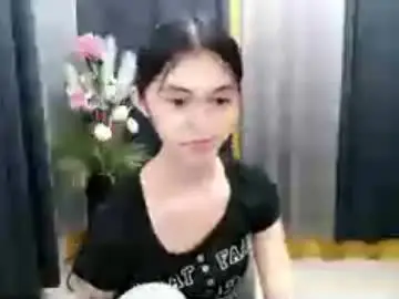 Chaturbate Adult Webcams of ellamiller69
