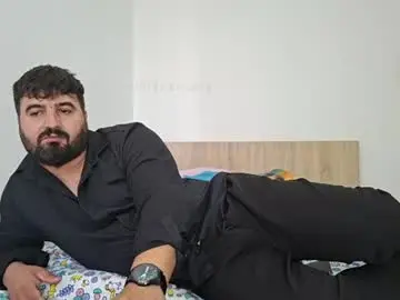 Chaturbate Live Sex of daddyy000018