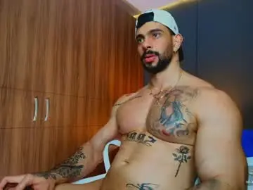 Chaturbate Sex Chat of massimo_visconti