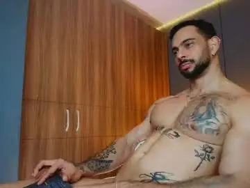 Chaturbate Live Porn of massimo_visconti
