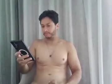 Chaturbate Nude Webcam of sexytoy33
