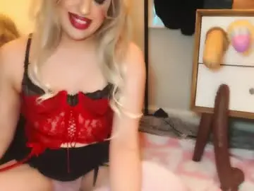 Chaturbate Free Porn Cam of femgirl99