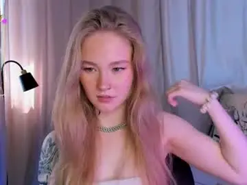 Chaturbate Live Sex Cam of melodievejar