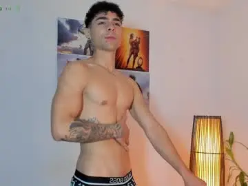 Chaturbate Live Sex of alex_zt7
