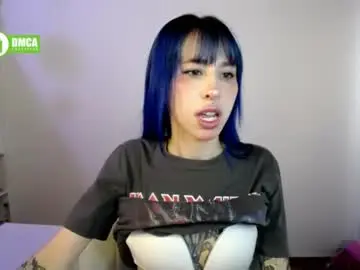 Chaturbate Live Sex Cam of katara_a