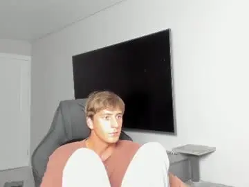 Chaturbate Watch Live Sex Cams of krishort