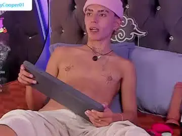 Chaturbate Live Sex of maiky_cooper01