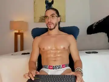 Chaturbate Free Porn Cam of valentinocorleone_