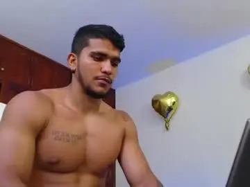 Chaturbate Live Porn of camilo_contre21