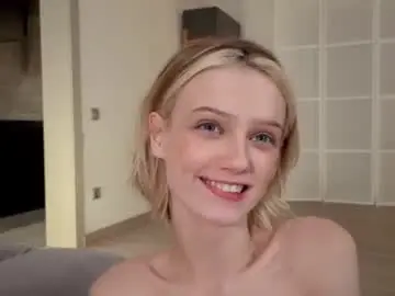 Chaturbate Sex Cam of evangel111