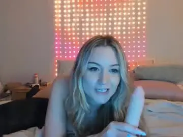 Chaturbate Live Sex Cam of iris_roslin