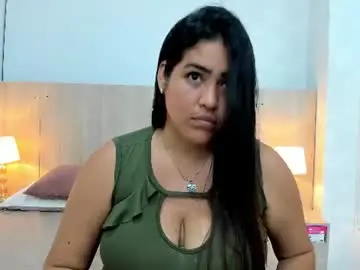 Chaturbate Live Sex Cam of naomi_miranda