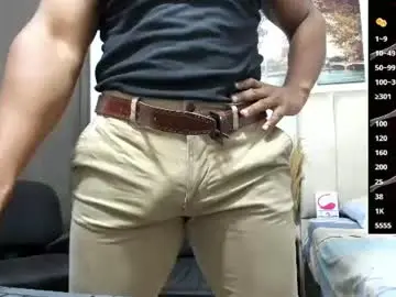 Chaturbate Live Porn of roccoblack02