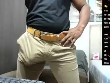Chaturbate Free Porn Cam of roccoblack02