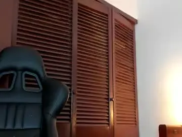 Chaturbate Watch Live Sex Cams of andykings_1
