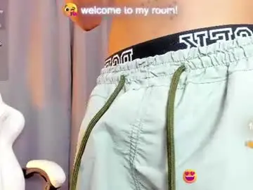 Chaturbate Watch Live Sex Cams of andykings_1