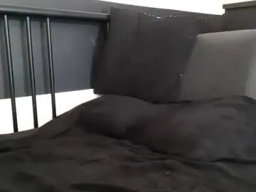 Chaturbate Adult Webcams of apollobest77