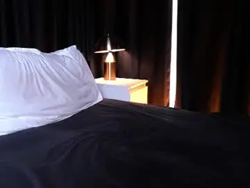 Chaturbate Free Porn Cam of c_o_n_q_u_e_r