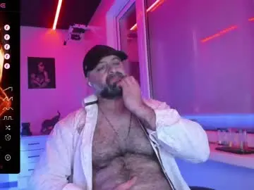 Chaturbate Free Porn Cam of magabear